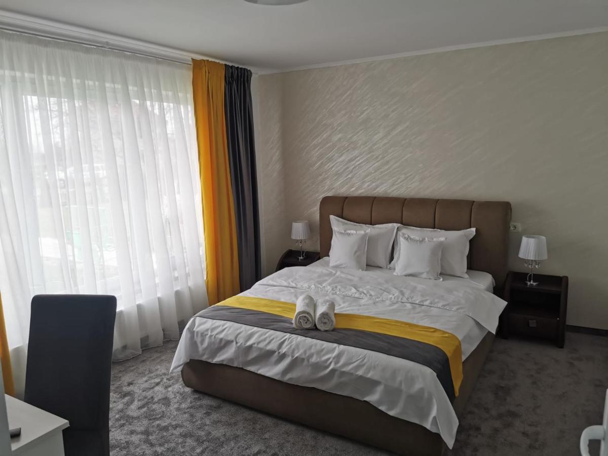 Casa Sonia Hotel Târgu Jiu Buitenkant foto