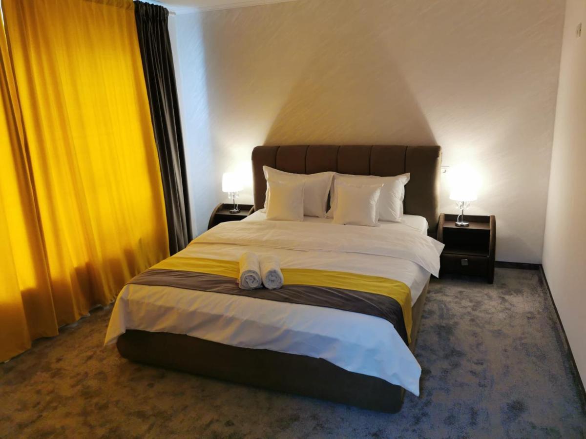 Casa Sonia Hotel Târgu Jiu Buitenkant foto